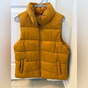 OLD NAVY Mustard Yellow Women’s Puffer Vest Size L